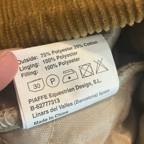 Piaffe Equestrian Quilted Vest Corduroy Collar English Countryside Riding Size M - Picture 10 of 10